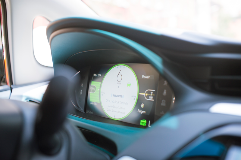 Illustration for article titled The 2018 Chevrolet Bolt EV Makes the Electric Car Feel Normal, and That’s the Point